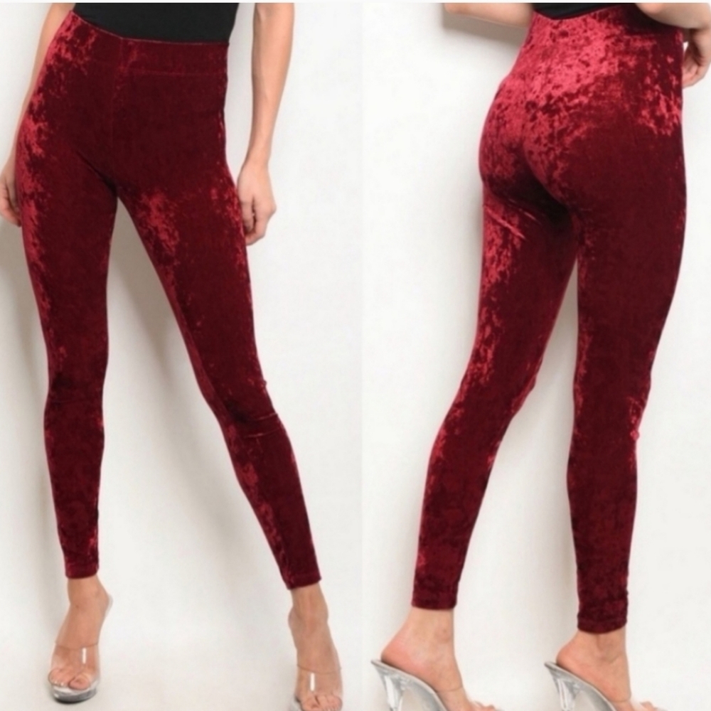 *ONLY ONE LEFT!* Red Velvet High Waisted Leggings